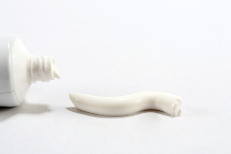 Stain Removal 13 Best Ways on How To Get Stains Out of Whites